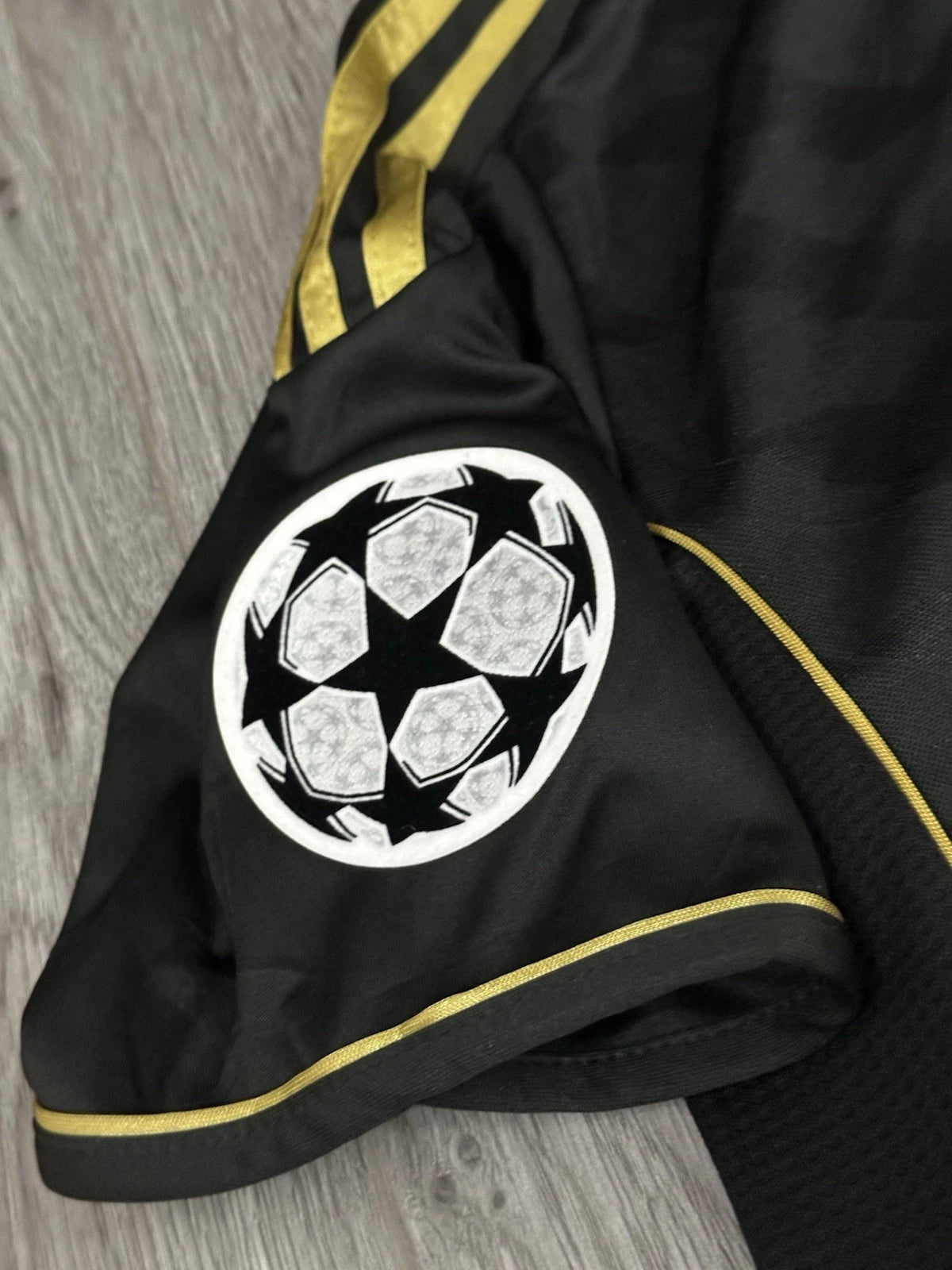 Real Madrid 2011/12 Third Retro Football Shirt - Black & Gold, Ronaldo #7, Men’s Size M